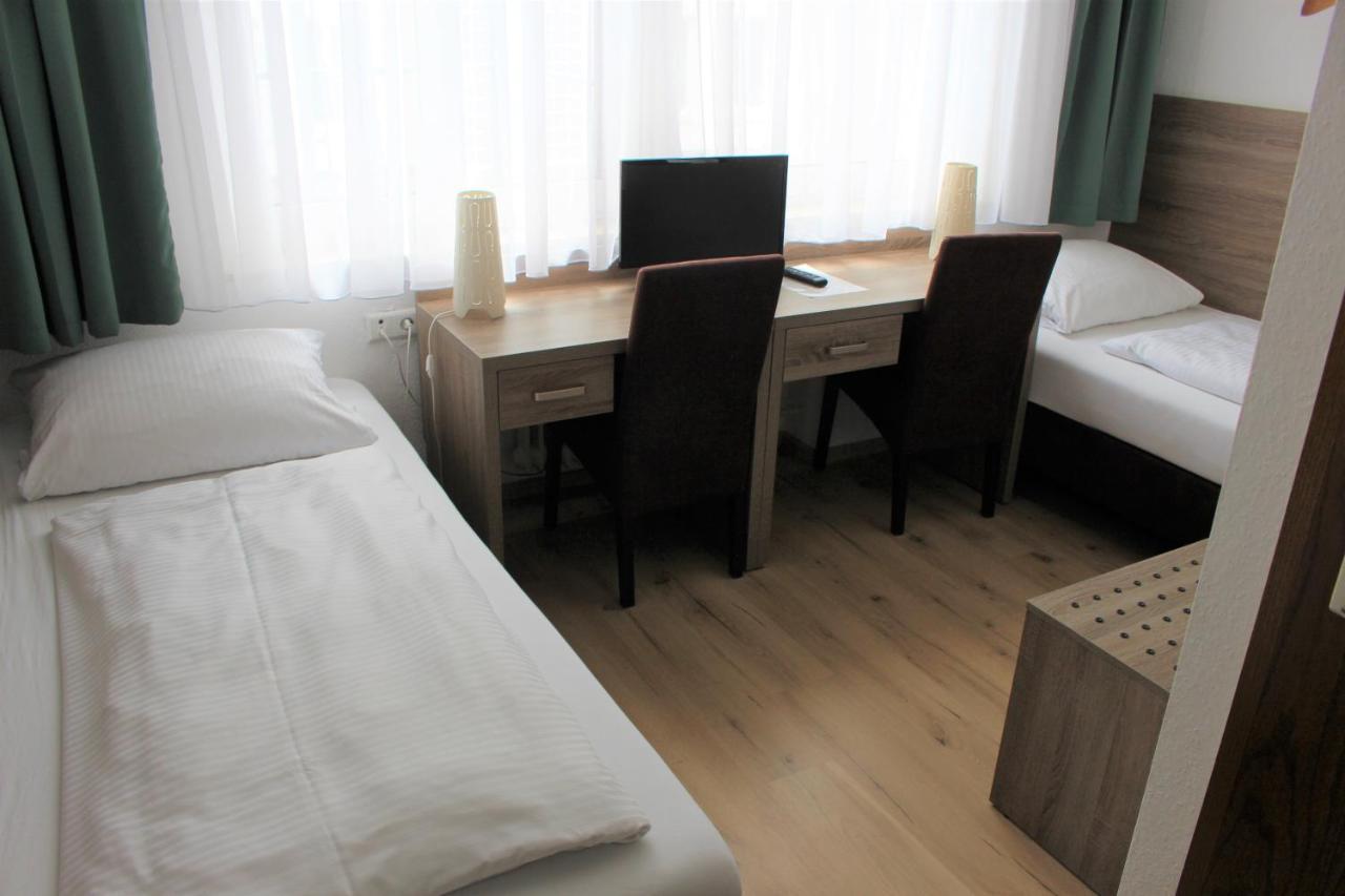 Hotel Ulmer Spatz Εξωτερικό φωτογραφία